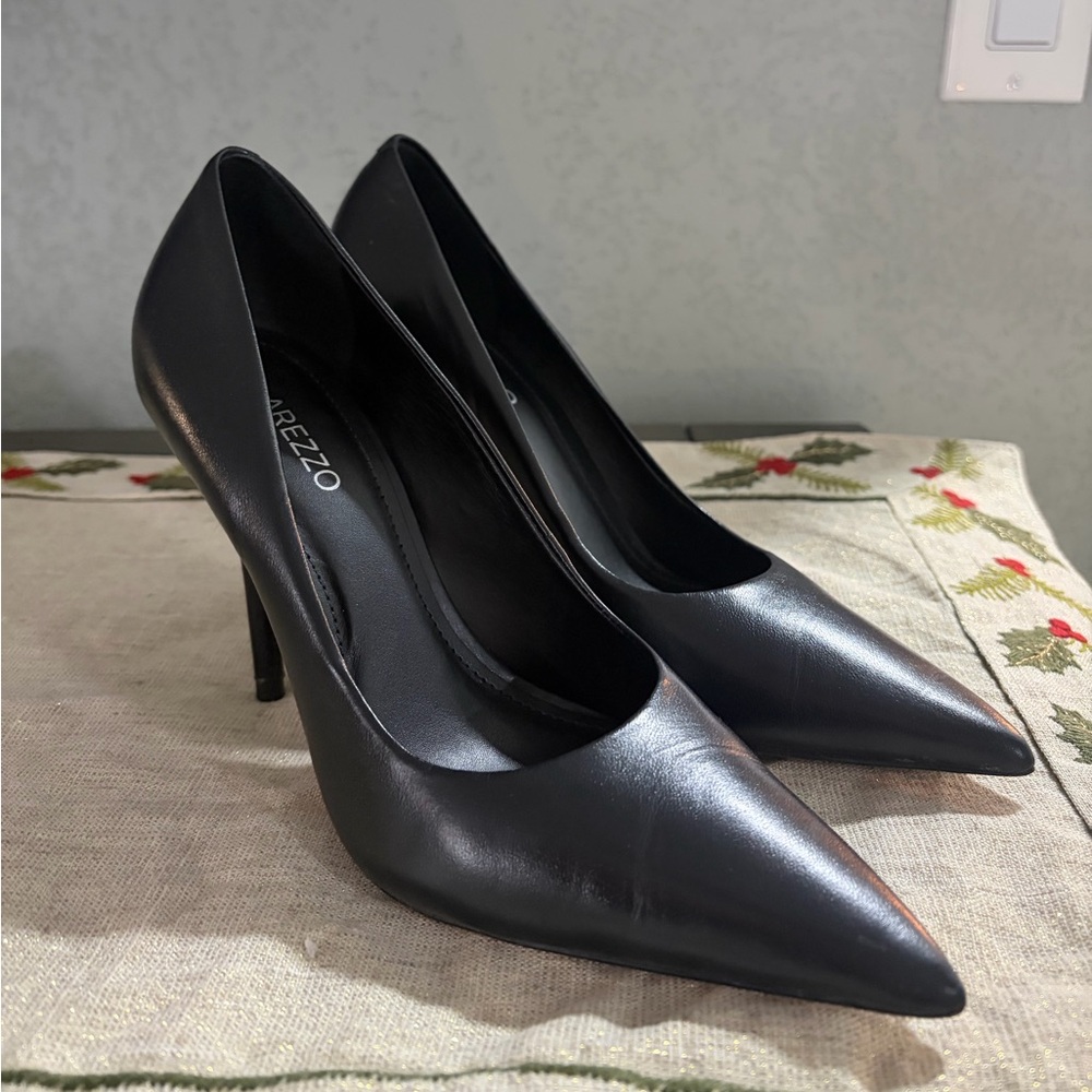 Arezzo leather Heels